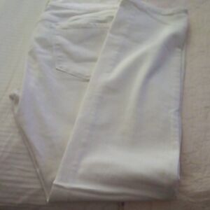 JCPenney Women's Skinny Jeans - White SIZE 14